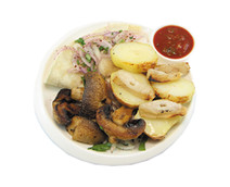 Шашлык из картофеля с грибами и салом